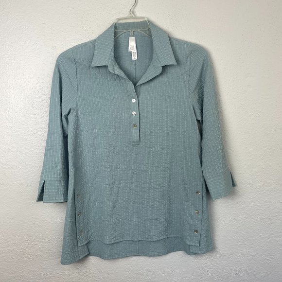 MarlaWynne Running Stitch Henley Popover in Stone Blue - Picture 4 of 8